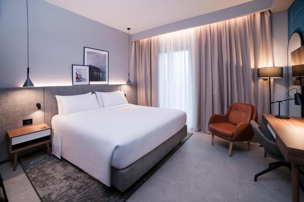 Radisson Hotel Nola Naples מראה חיצוני תמונה