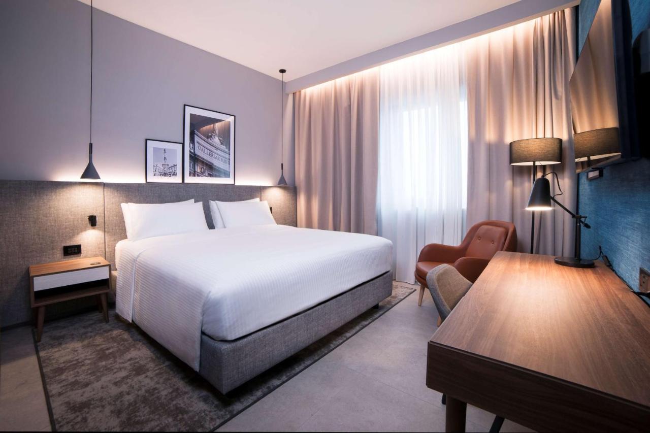Radisson Hotel Nola Naples מראה חיצוני תמונה