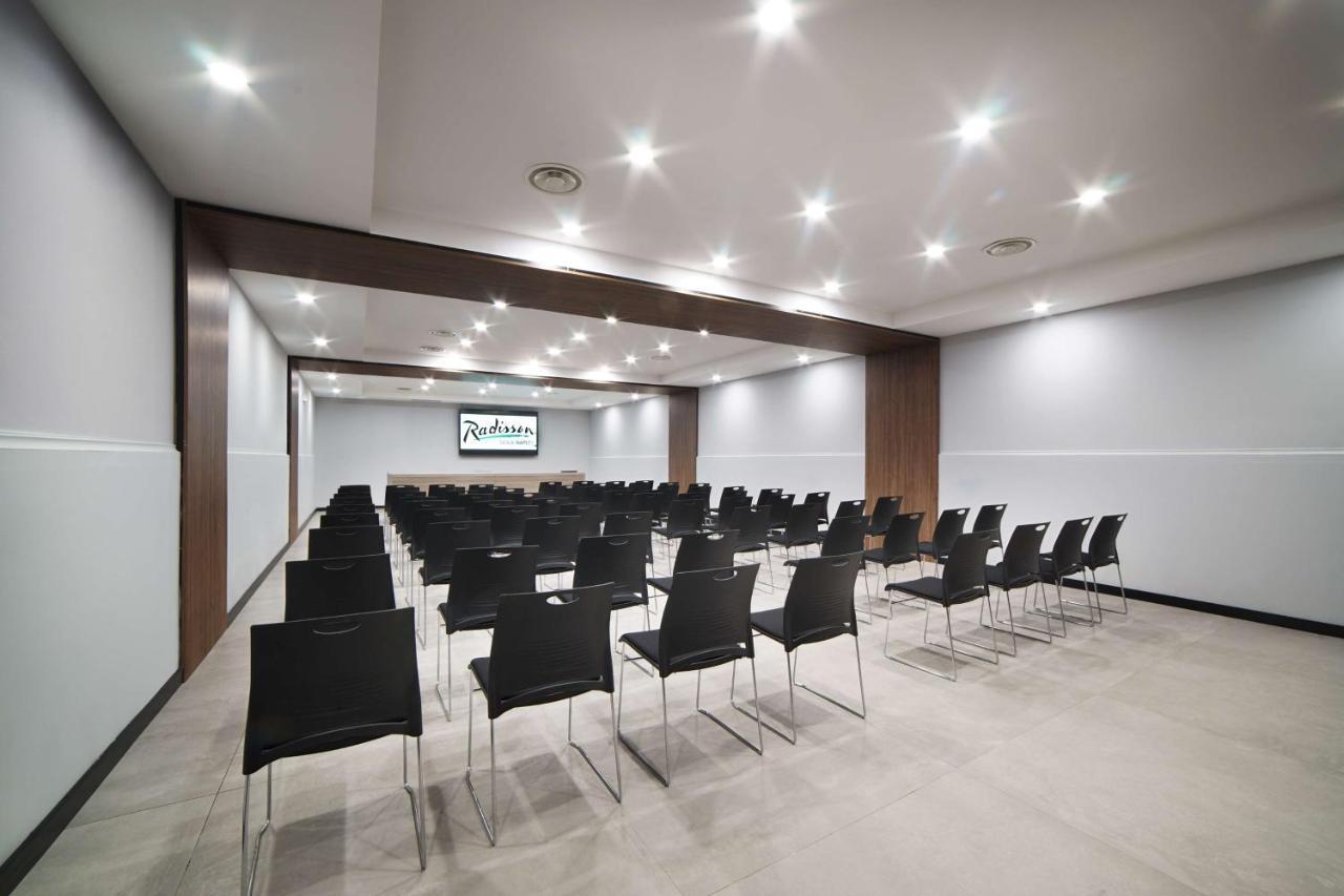 Radisson Hotel Nola Naples מראה חיצוני תמונה